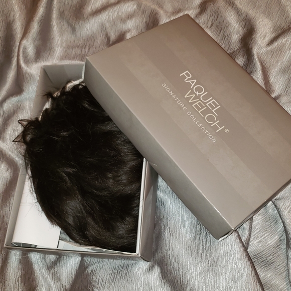 Raquel Welch Other - ❤Wig Raquel Welch